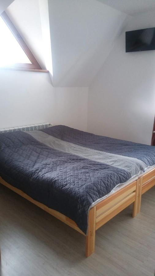 Noclegi nad lasem Gliczarów Exterior foto